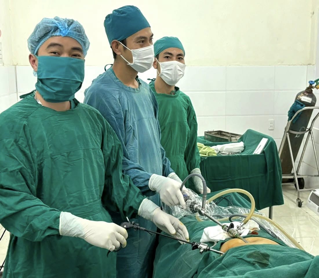 Khám chuyên khoa